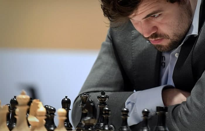 Magnus Karlsen shaxmat bo‘yicha jahon chempioni unvonini himoyalay oldi 