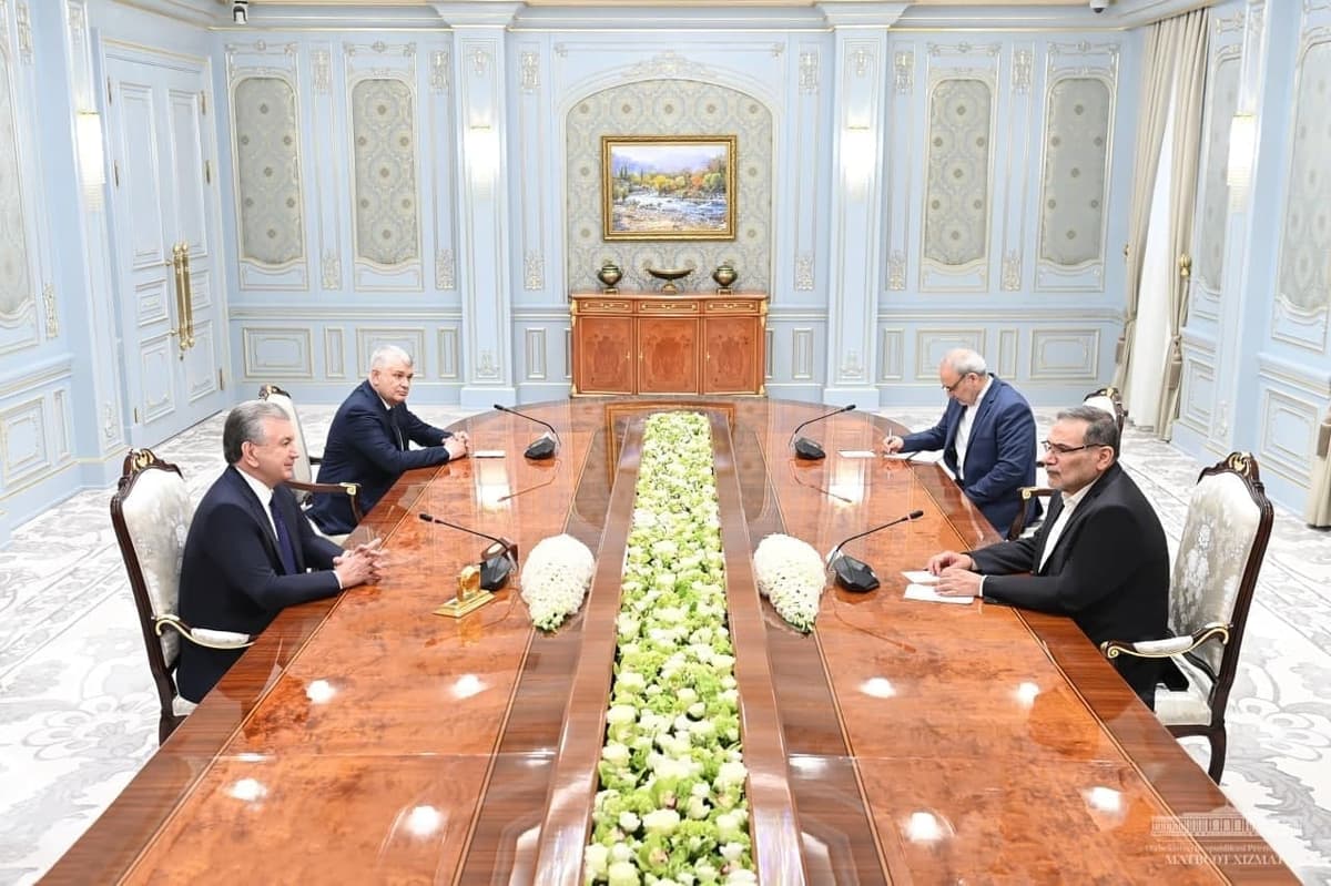 President Mirziyoyev receives Iranian delegation