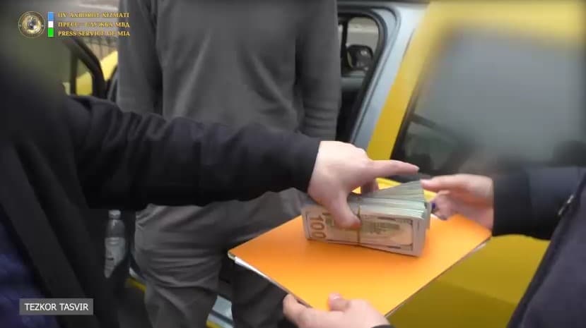 Samarqandda agrofirmaga tegishli yerni 100 ming dollarga sotayotgan shaxslar ushlandi