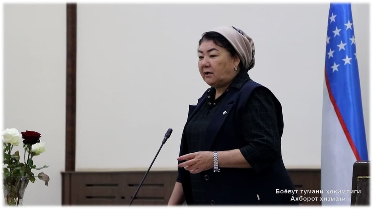 Boyovut tumani hokimi Xalq deputatlari tuman kengashi raisligidan voz kechdi