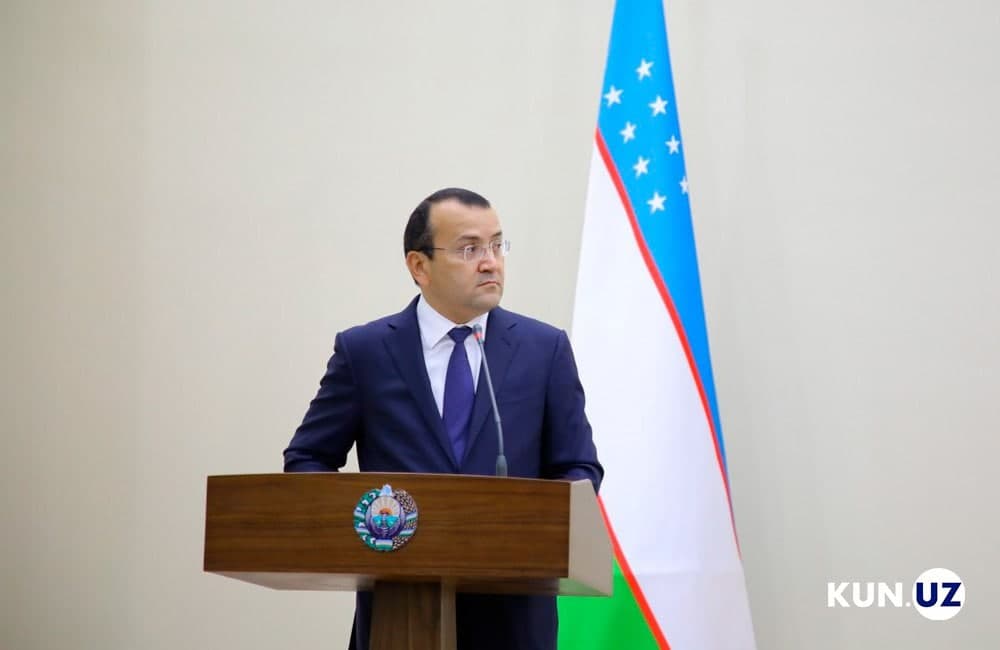 Зайнилобиддин Низомиддинов освобожден от должности руководителя администрации президента
