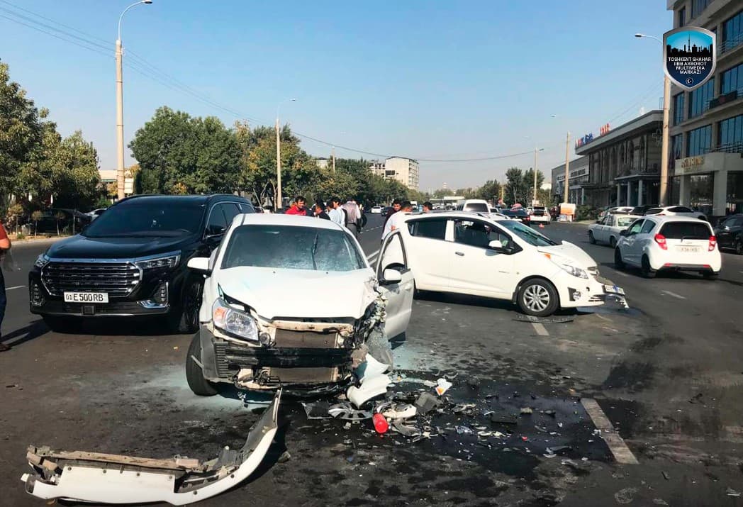 В Ташкенте произошло массовое ДТП