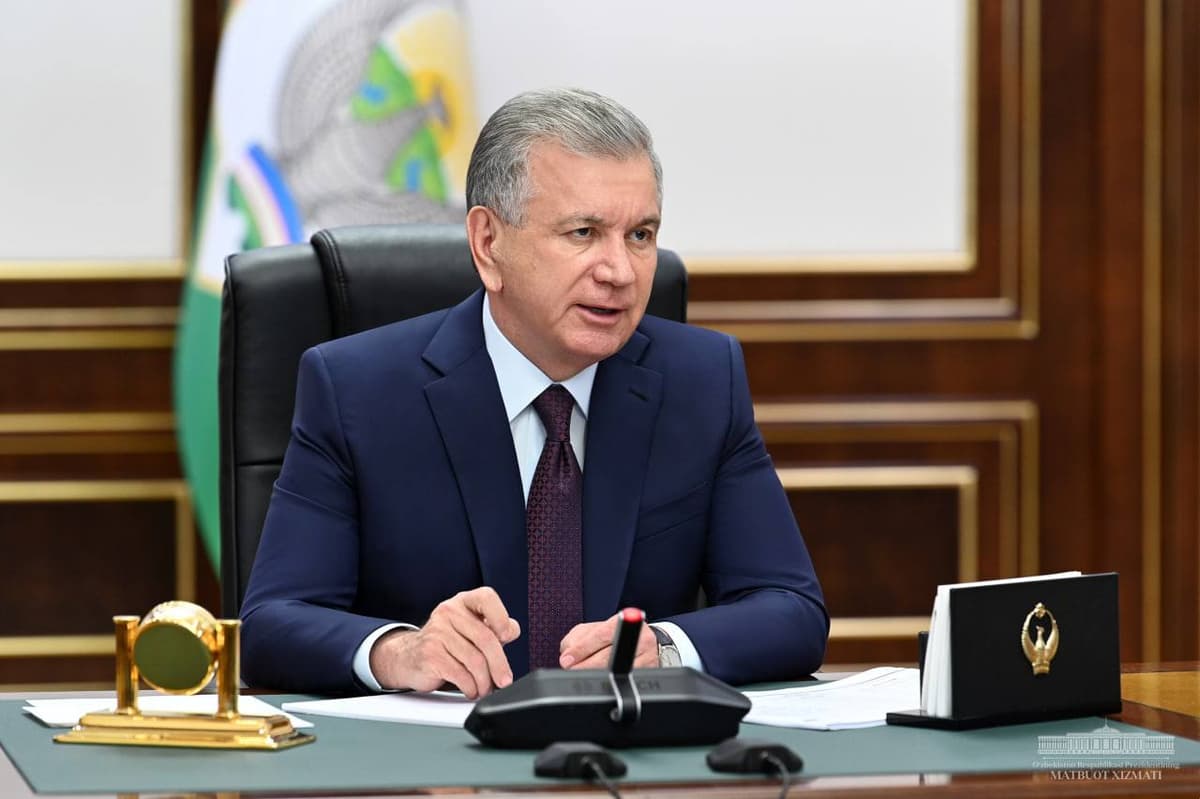 Мирзиёев озвучил недостатки в сфере транспорта и логистики 