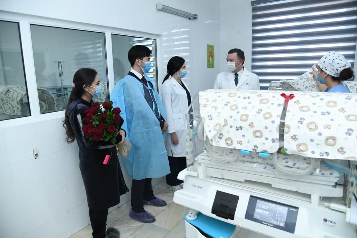 Qibraylik oilada to‘rt egizak dunyoga keldi. SSV rahbariyati ularning holidan xabar oldi
