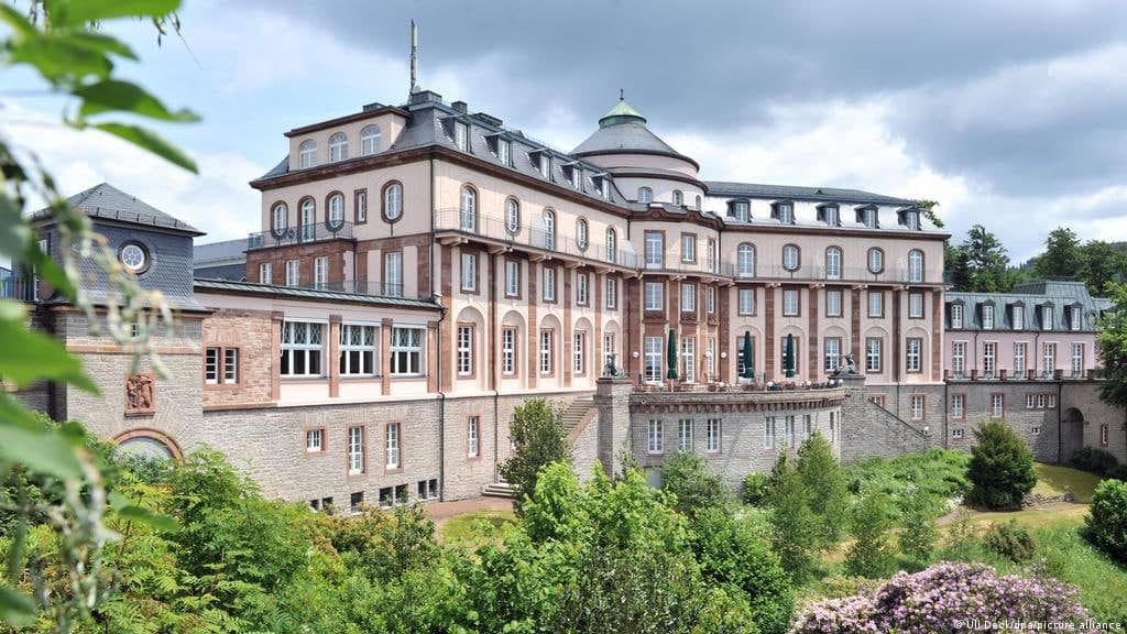 Nazarboyevning qizi va kuyovi Germaniyada 100 mln yevrolik ko‘chmas mulklarga egaligi ma’lum qilindi