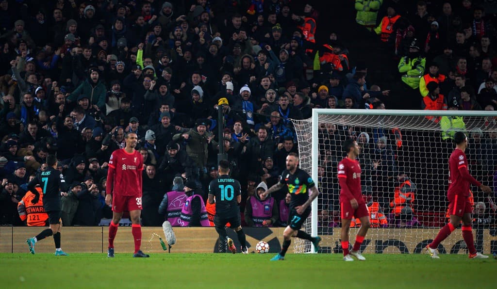 YeChL. «Liverpul» o‘z maydonida yutqazib 1/4 finalga yo‘l oldi. «Bavariya» 7ta gol urdi, Levandovskida het-trik
