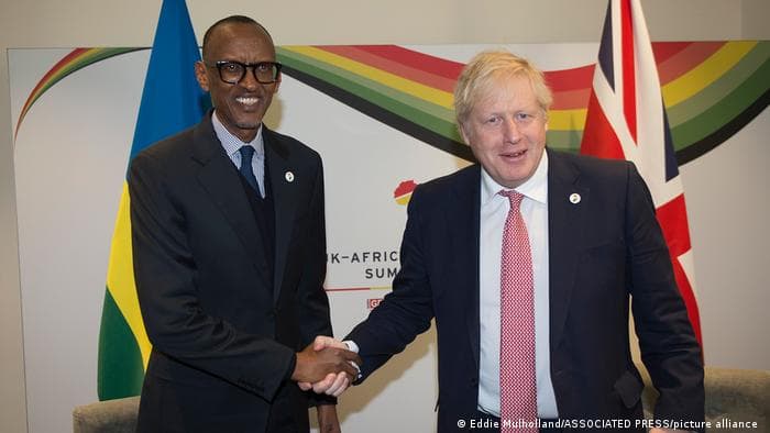 Boris Jonson ukrainalik noqonuniy muhojirlar Ruandaga yuborilishi mumkinligini ma’lum qildi