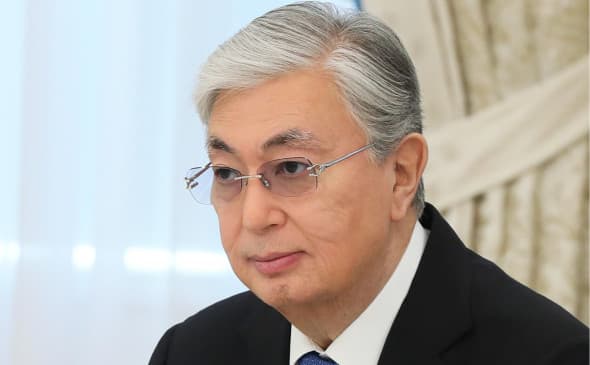 Президент Казахстана принял отставку правительства