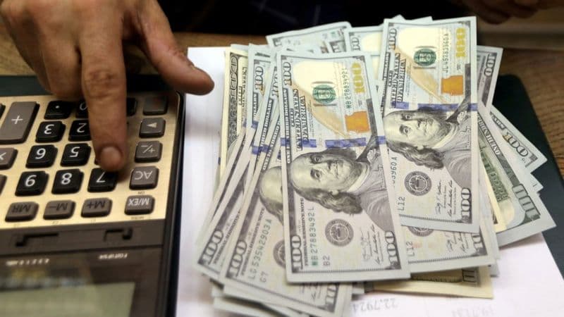 За пять месяцев узбекистанцы перевели на родину 4,1 млрд долларов