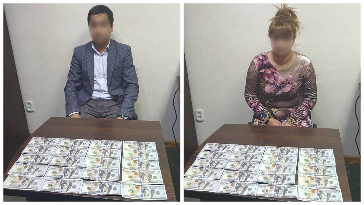 Задержаны сотрудники банка, вымогавшие 2000 долларов за свои услуги