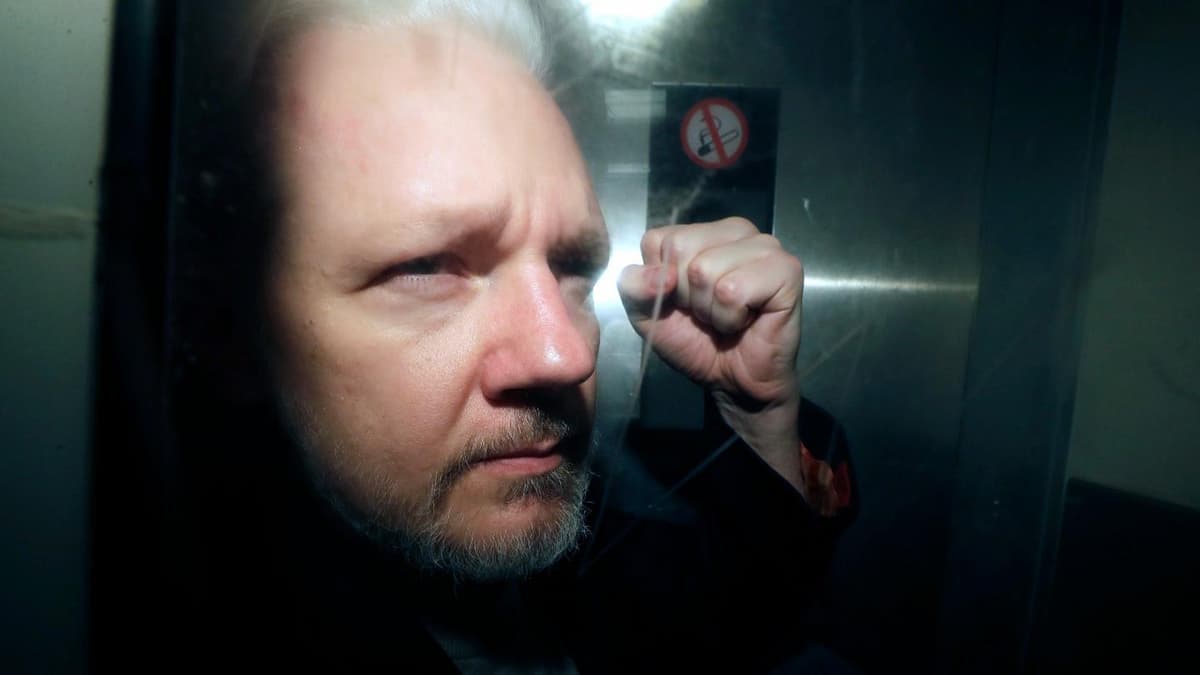 WikiLeaks asoschisi Buyuk Britaniyadan AQShga ekstraditsiya qilish ma’qullandi. Uni 175 yillik qamoq jazosi kutmoqda