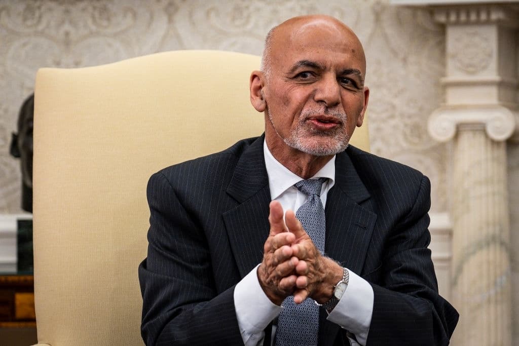Гани рассказал о побеге из Кабула и признался, что улетел в ОАЭ через Узбекистан