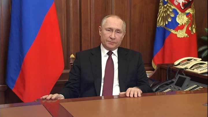 Путин объявил о специальной военной операции в Донбассе