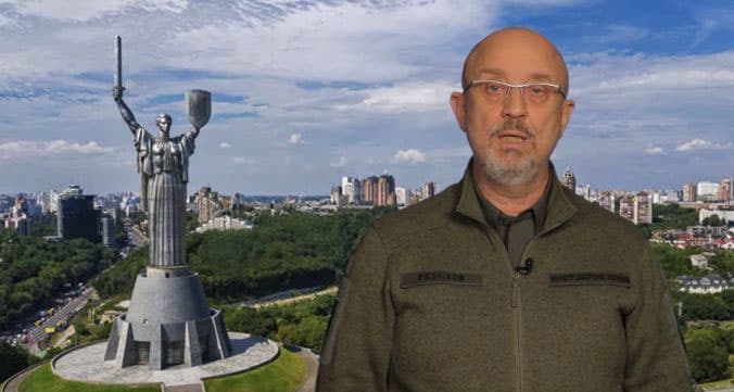 Министр обороны Украины обратился к российским военным