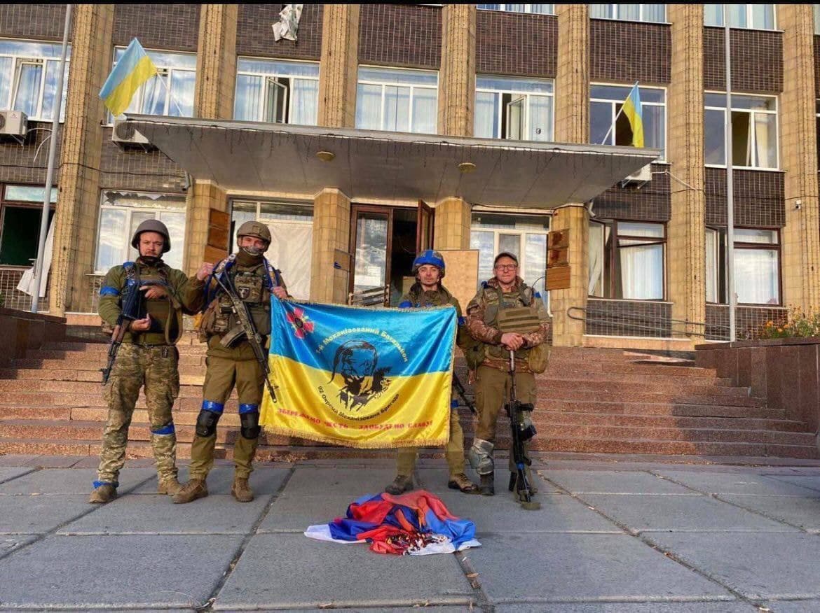 Российская армия отступает в Украине. Что известно на данный момент? 