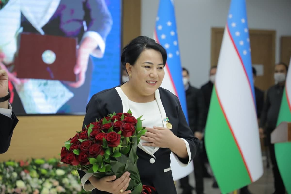 Toshkentda 80 foiz o‘quvchisi OTMga kirgan maktab direktori taqdirlandi