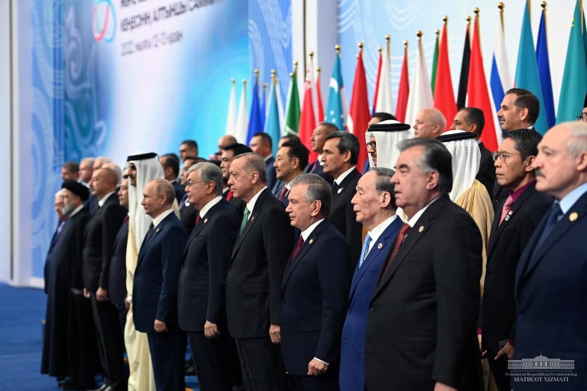 «Muloqot va ishonch misli ko‘rilmagan darajada taqchillashdi» – Shavkat Mirziyoyev Ostonadagi forumda nimalar dedi?