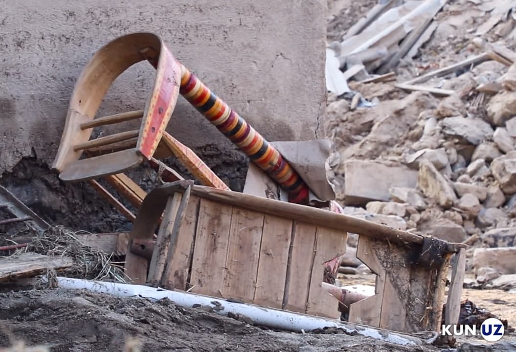 Jizzaxdagi sel va toshqin oqibatlari haqida reportaj 