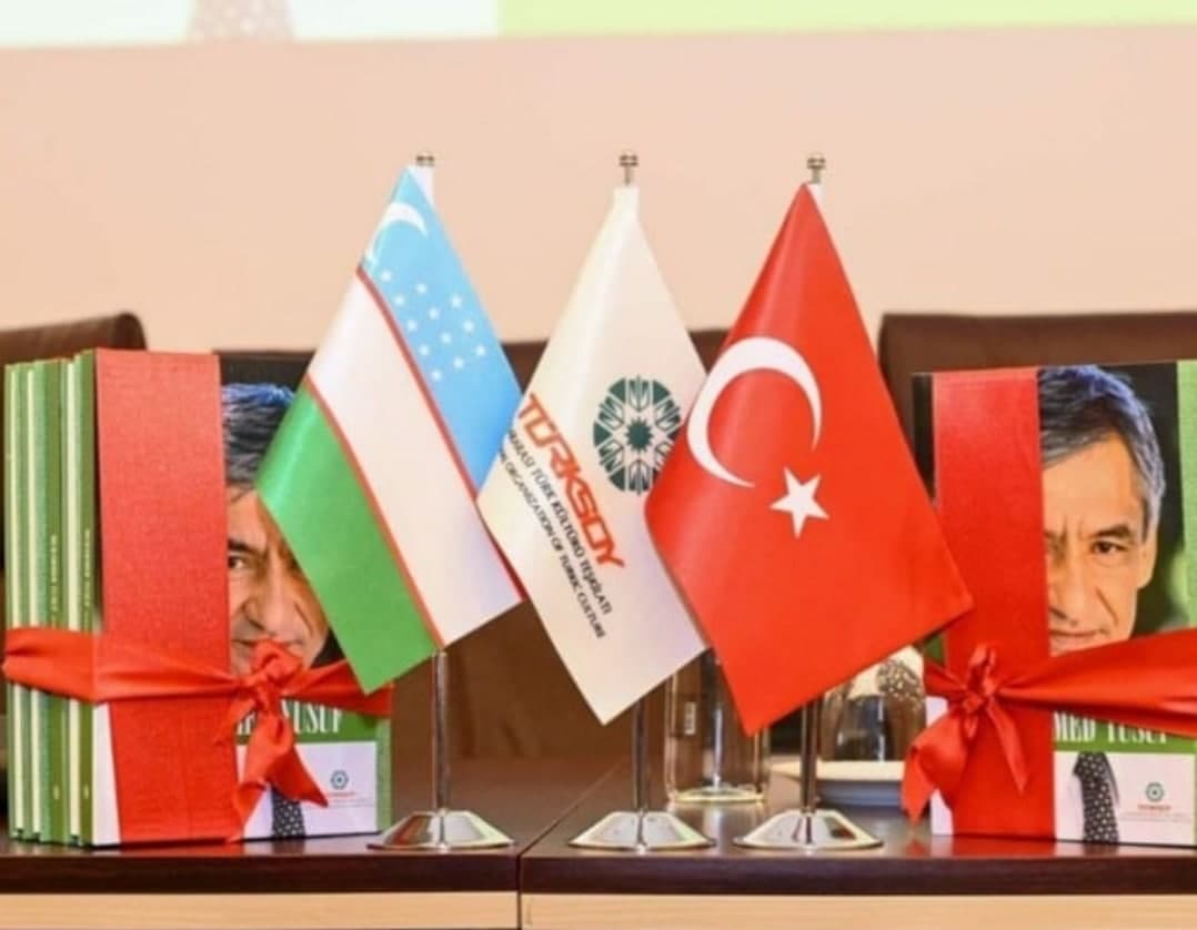 Muhammad Yusufning “Tanlangan asarlar”i Turkiyada chop etildi