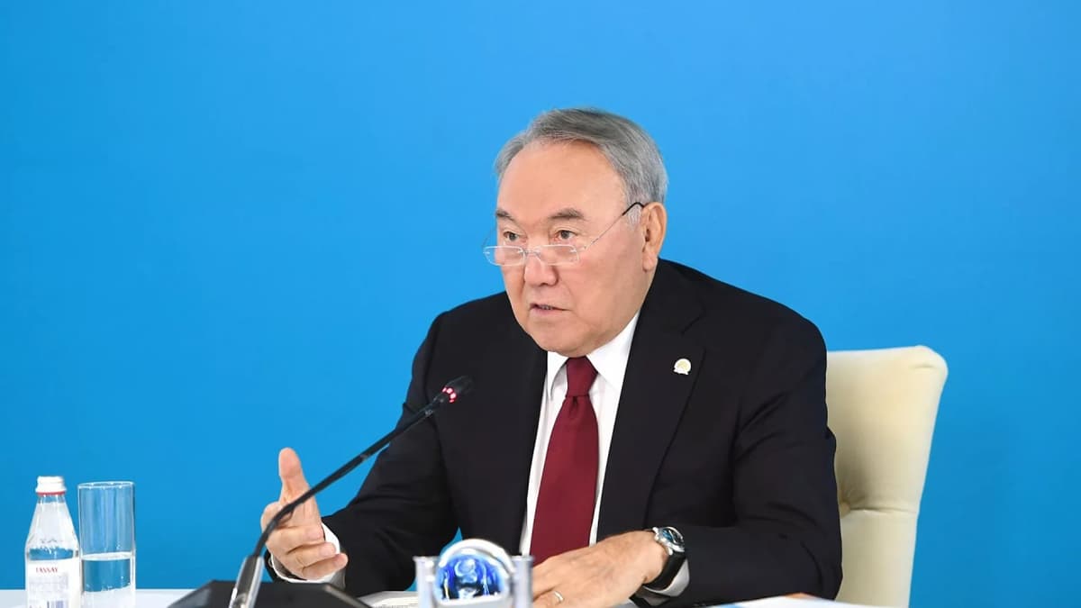 Спикер Сената Казахстана ответил на вопрос, вмешивается ли Назарбаев в политику