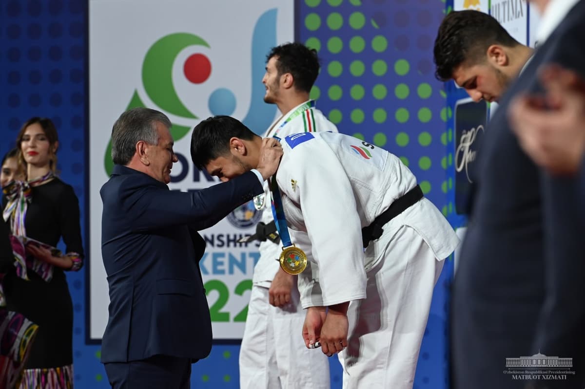 Шавкат Мирзиёев посетил состязания чемпионата мира по дзюдо 