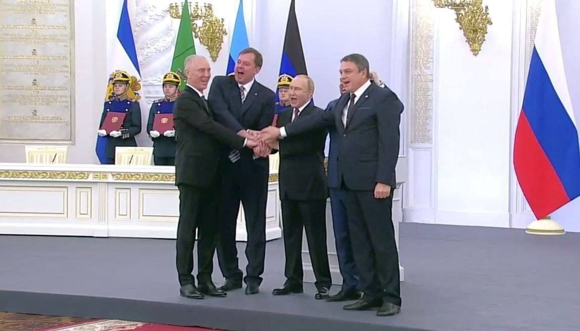 Путин подписал документы о принятии четырех оккупированных регионов Украины в состав РФ 