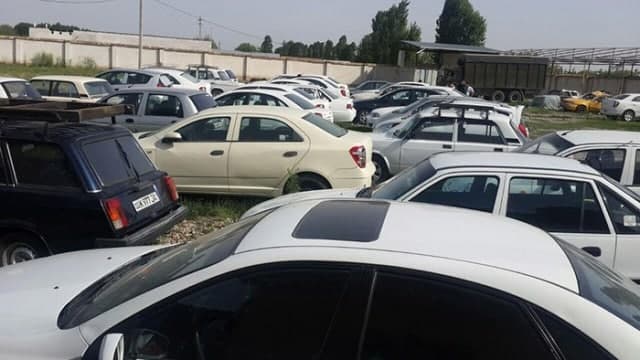 Qashqadaryoda YPX xodimlari tomonidan jarima maydonchasiga qo‘yilgan mashina bir necha soatdan keyin yonib ketdi