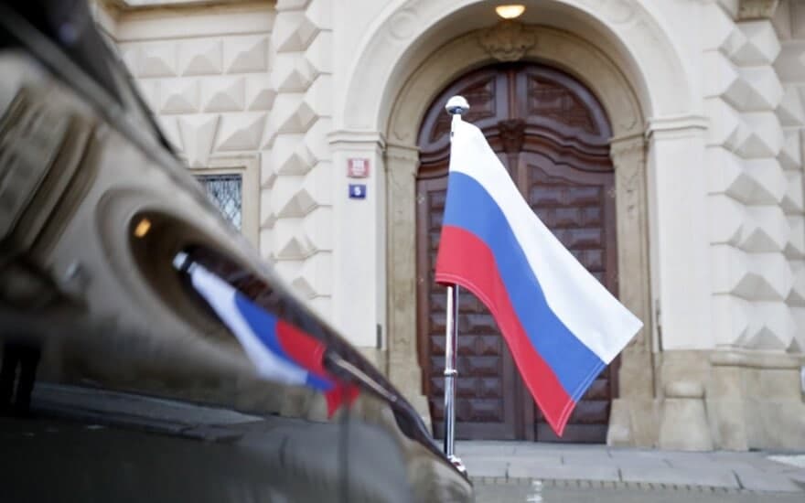 Европадаги қатор мамлакатлар россиялик дипломатлар чиқариб юборилишини эълон қилди 