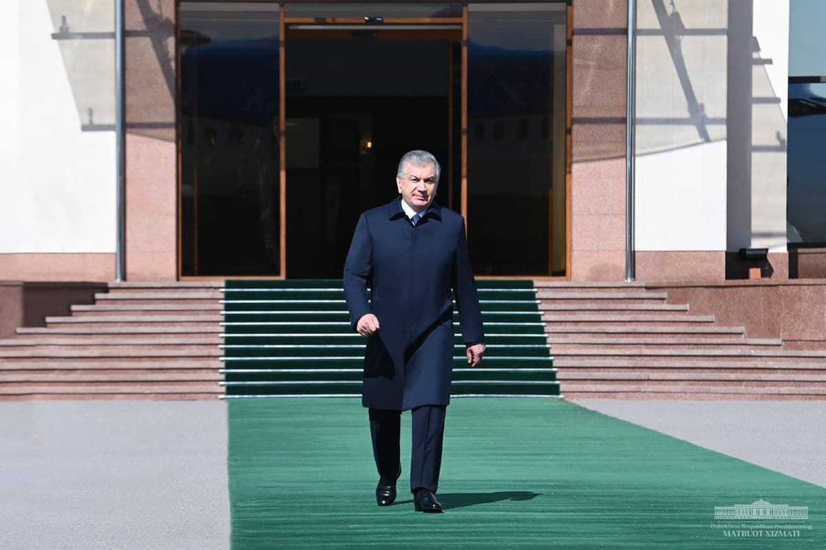 Шавкат Мирзиёев отбыл в Хорезмскую область