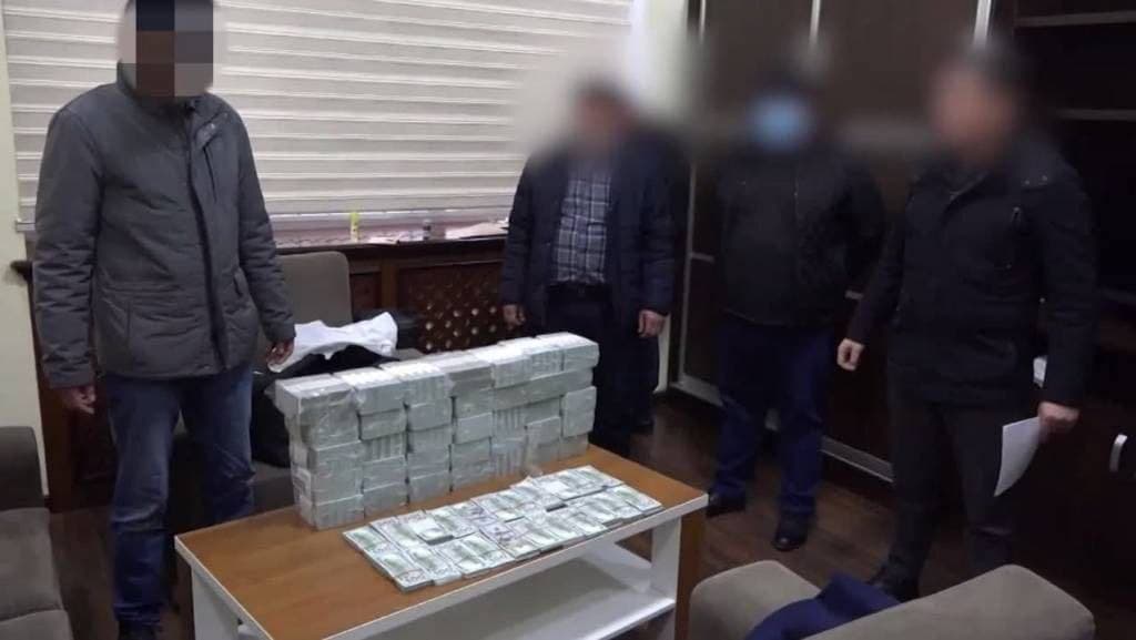 Official of Olmazor district khokimiyat arrested for attempting to sell land for $1.56 million