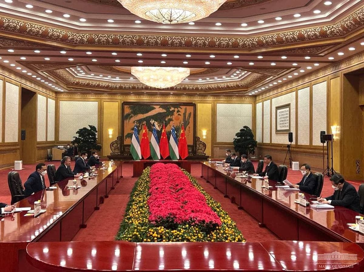 Shavkat Mirziyoyev Pekinda Xitoy va Pokiston yetakchilari bilan uchrashdi