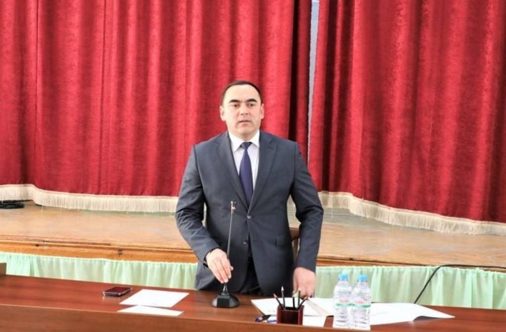 Директор узбекско-финского педагогического института отстранен от работы