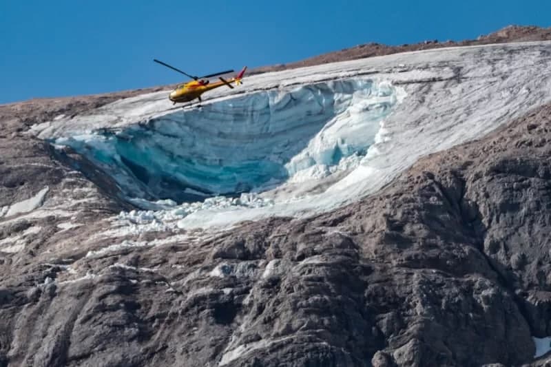 Italiyada muzlik ko‘chishi oqibatida olti alpinist halok bo‘ldi, yana 19 kishi qidirilmoqda 