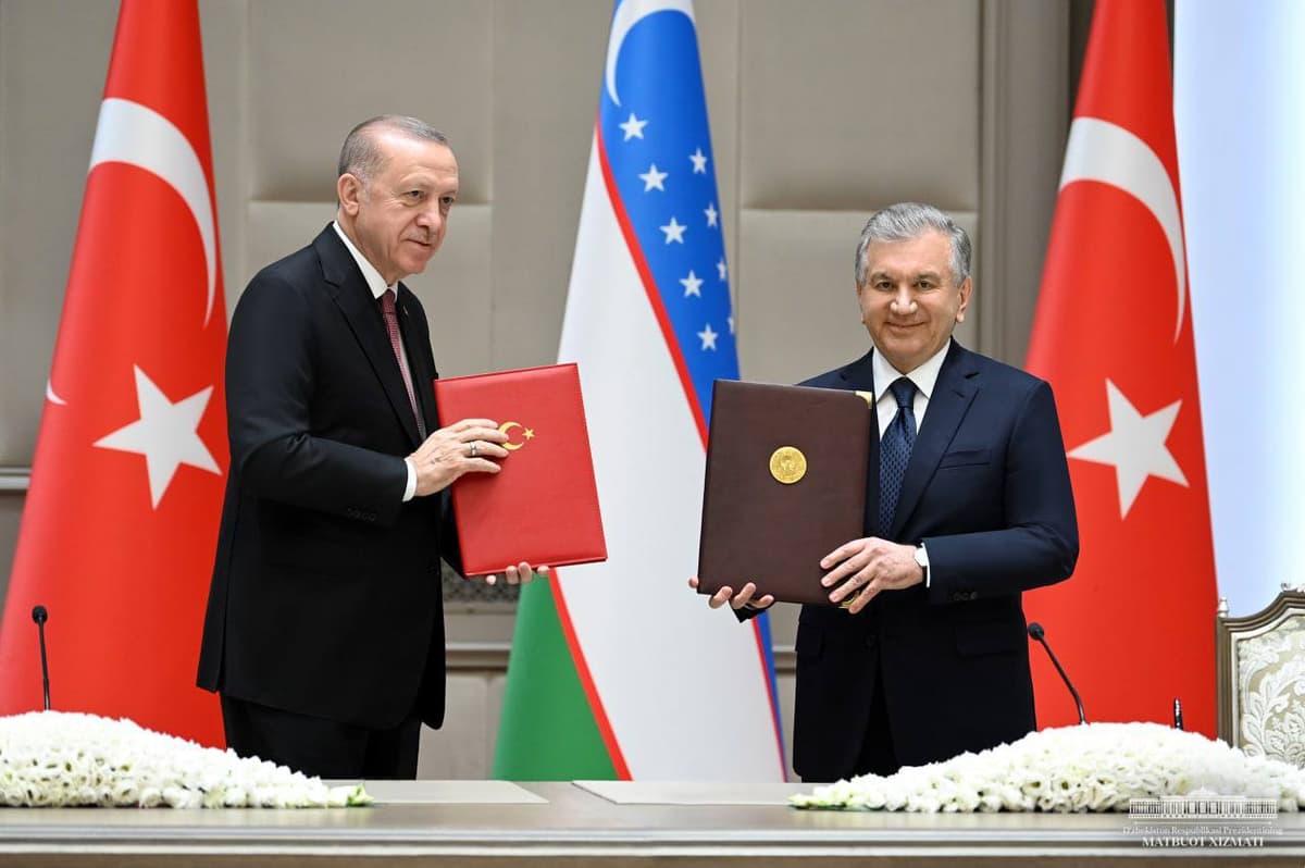 Presidents of Uzbekistan and Turkey sign joint statement on strategic cooperation