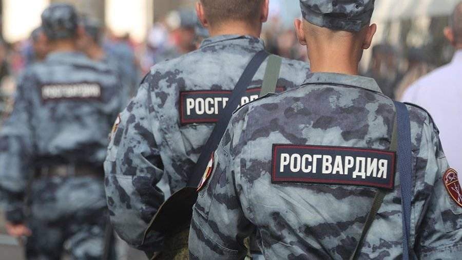 Rosgvardiya Rossiyada o‘t qo‘yish holatlari sababli harbiy komissarliklarni qo‘riqlashni kuchaytirdi