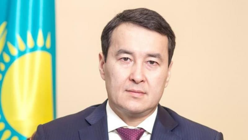 В Узбекистан с однодневным визитом прибывает премьер-министр Казахстана