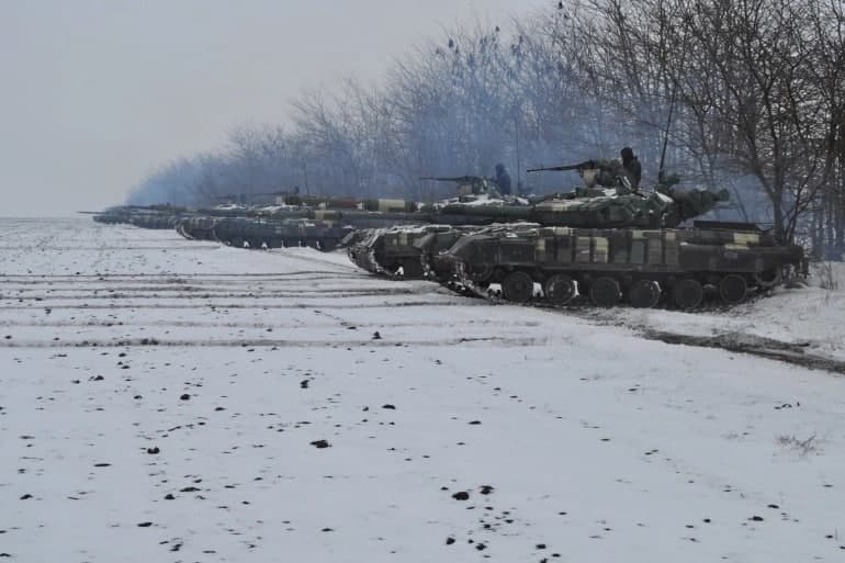 AQSh Rossiya Ukrainaga "yaqin soatlarda" bostirib kirishini istisno qilmadi