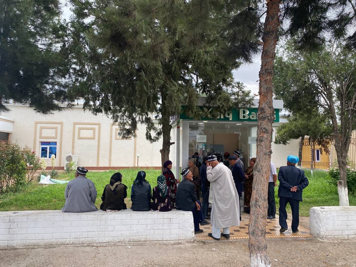 Bankomatlarda naqd pul yetishmovchiligi kuzatilyapti. Markaziy bank izoh berdi