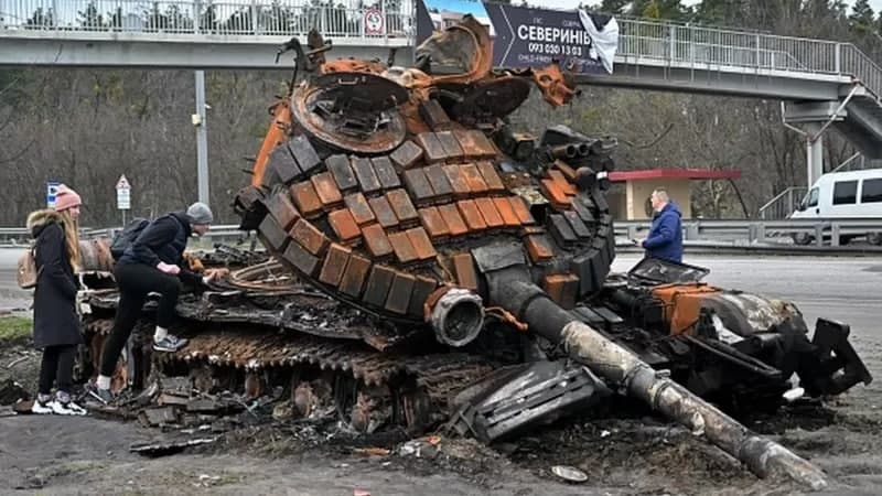 Ukraina urushning yangi davri boshlangani va million harbiy qurollantirilishini e’lon qildi. Sulh kutish o‘rinsizmi?