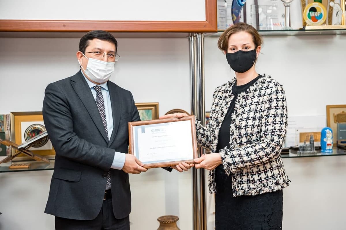 Xalqaro Moliya Korporatsiyasi tomonidan “Ipak Yo‘li” banki “Markaziy Osiyoning eng yaxshi emitent banki” deb topildi