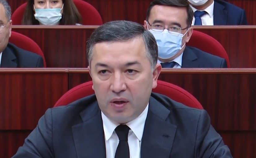 Мусаев уточнил, почему в некоторых госмедучреждениях услуги стоят дороже, чем в частных клиниках
