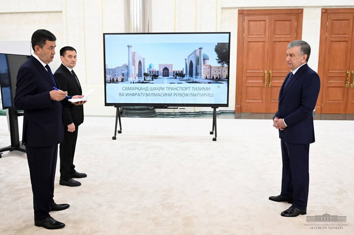 Мирзиёев: «Проблема пробок не может быть решена расширением дорог»