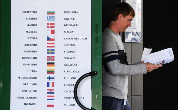 В ЕС предложили ужесточить проверки россиян, обращающихся за турвизами