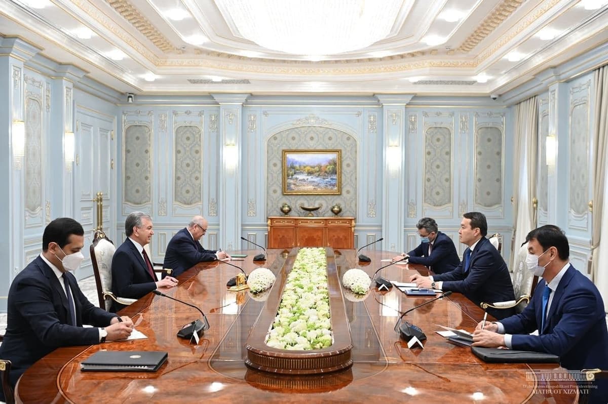 Президент принял премьер-министра Казахстана