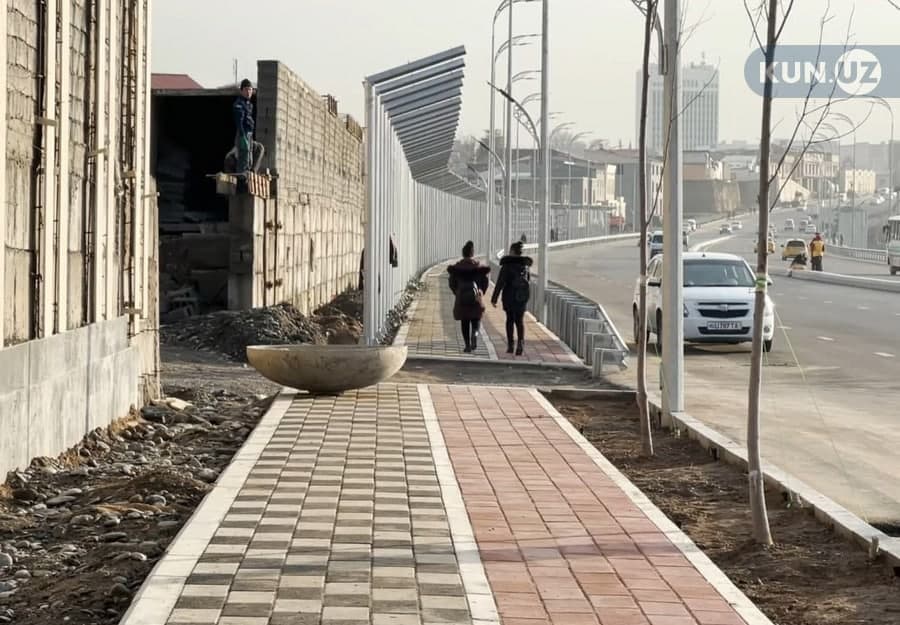 Yangi yo‘l keltirgan yangi tashvish: Samarqanddagi mahalla ahli 50 yillik ko‘cha berkitilayotganidan norozi