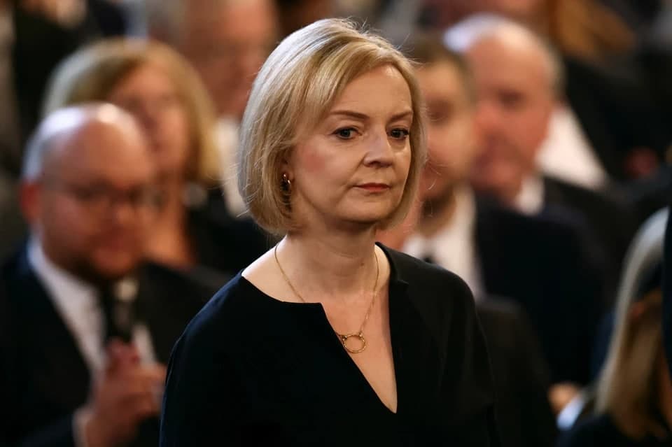 В Великобритании консерваторы потребовали отставки Лиз Трасс