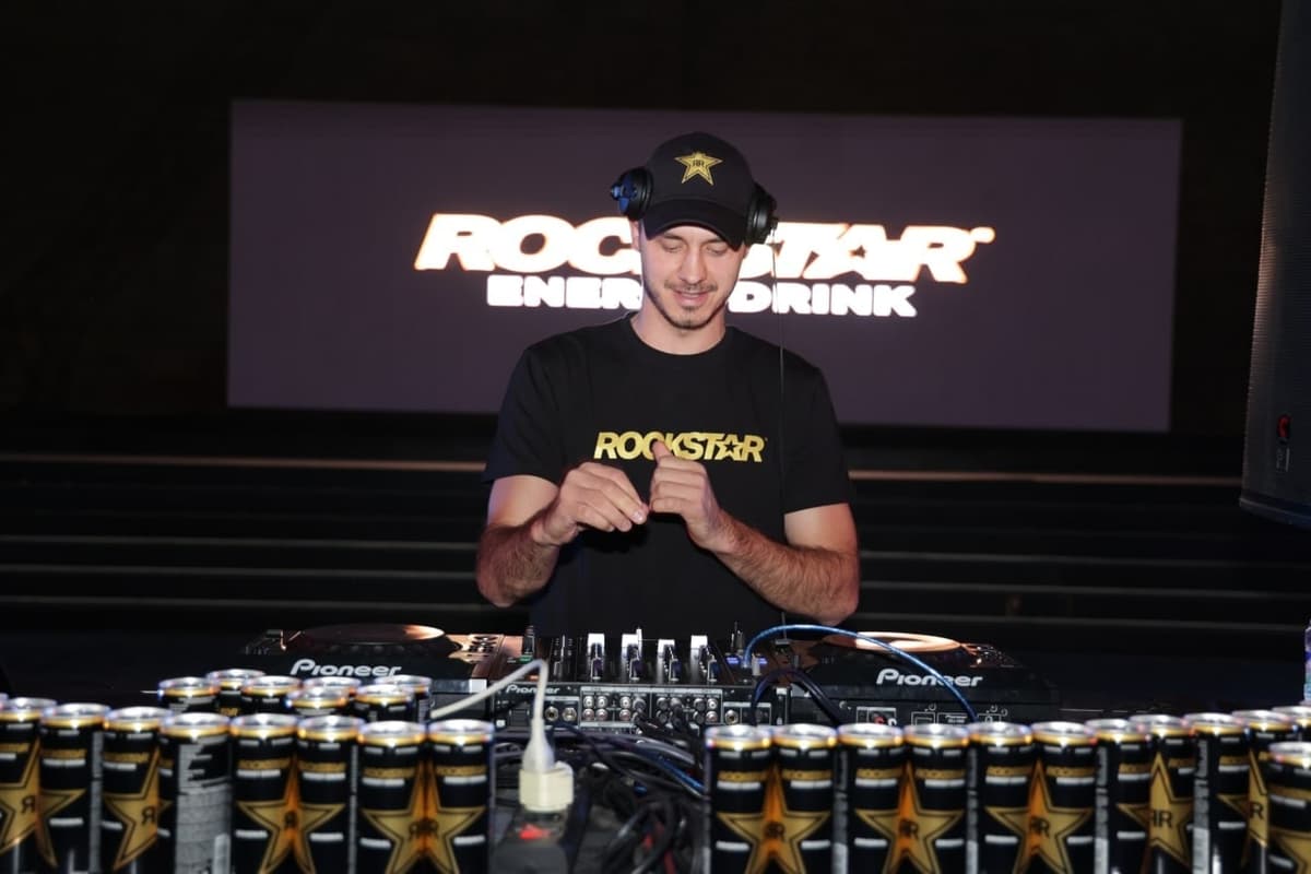 ROCKSTAR brendidan ajoyib taqdimot