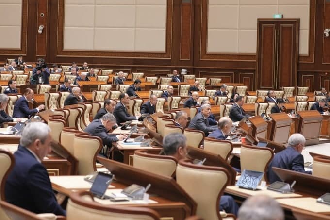 Celebrities and doctors banned from advertising medicines in Uzbekistan