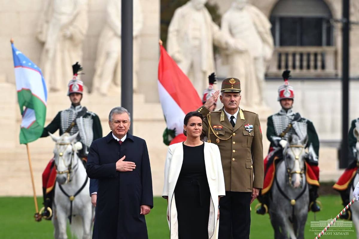 Foto: Budapeshtda O‘zbekiston prezidentini rasmiy kutib olish marosimi bo‘lib o‘tdi