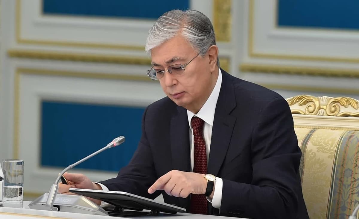 Töqayev Qozoğiston harbiy doktrinasiga özgartirişlar kiritdi